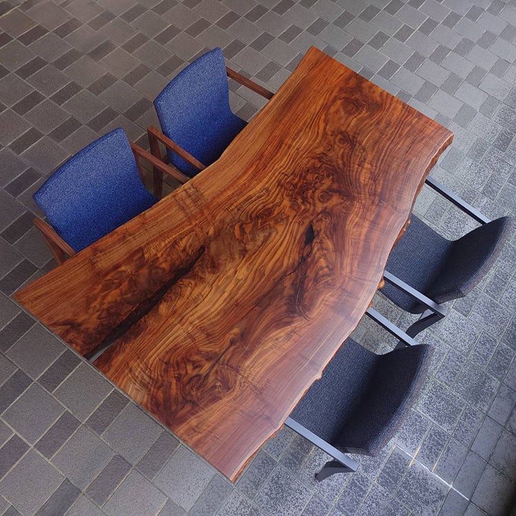 梅田店 クラロウォールナット 幅175×奥行80.5-96.5×厚み5.6cm